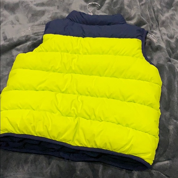 Gymboree puffer vest - Picture 2 of 6